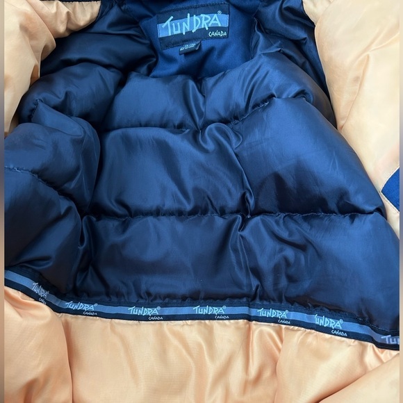 Tundra Canada Heavyweight Winter Jacket - Picture 14 of 15